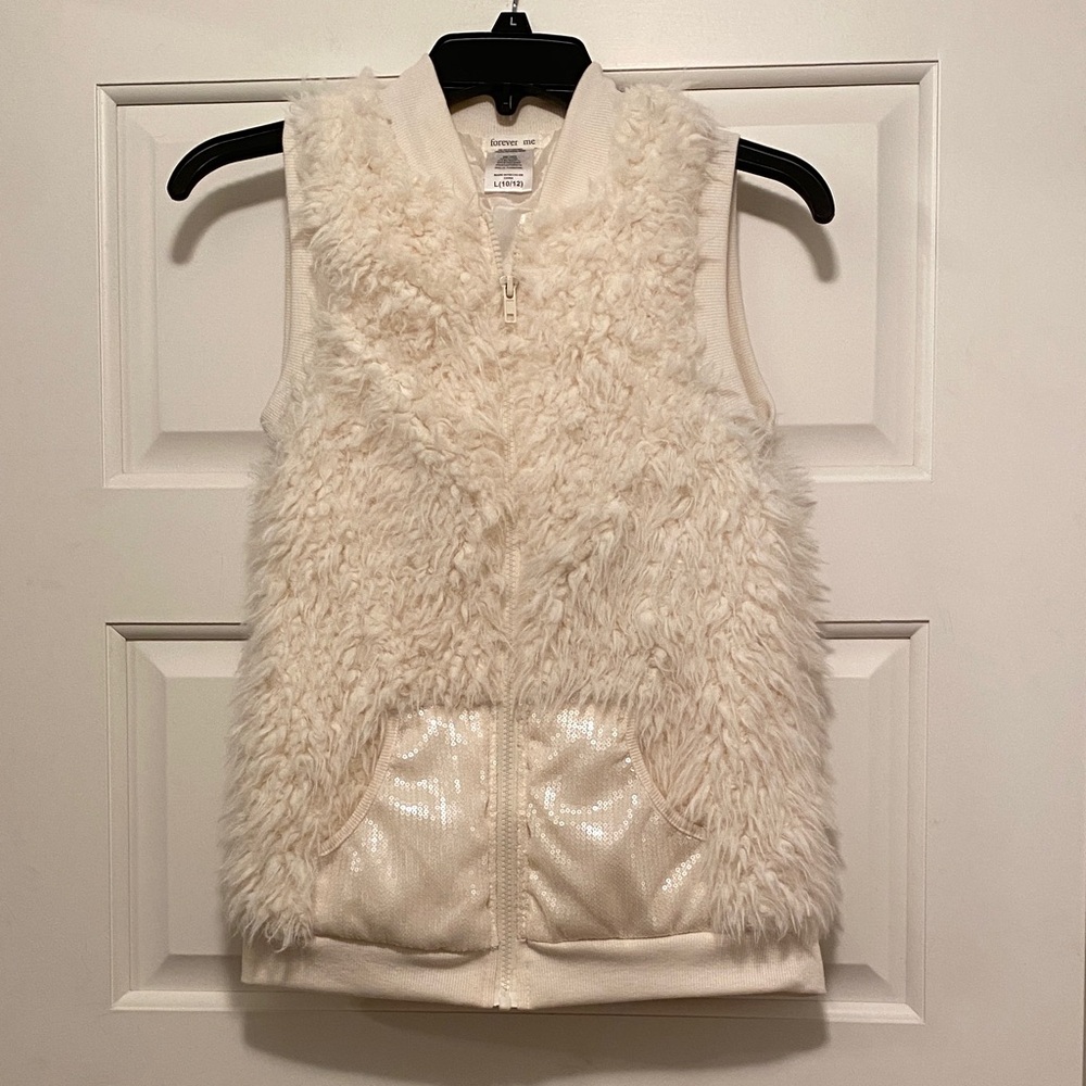 Cream Colored Fuzzy Vest